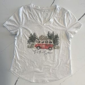 Women’s Christmas T-shirt, medium from Maurice’s